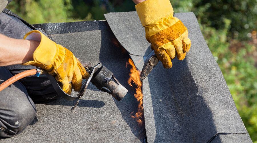 Expert Emergency Roof Repairs services in Holland, KY